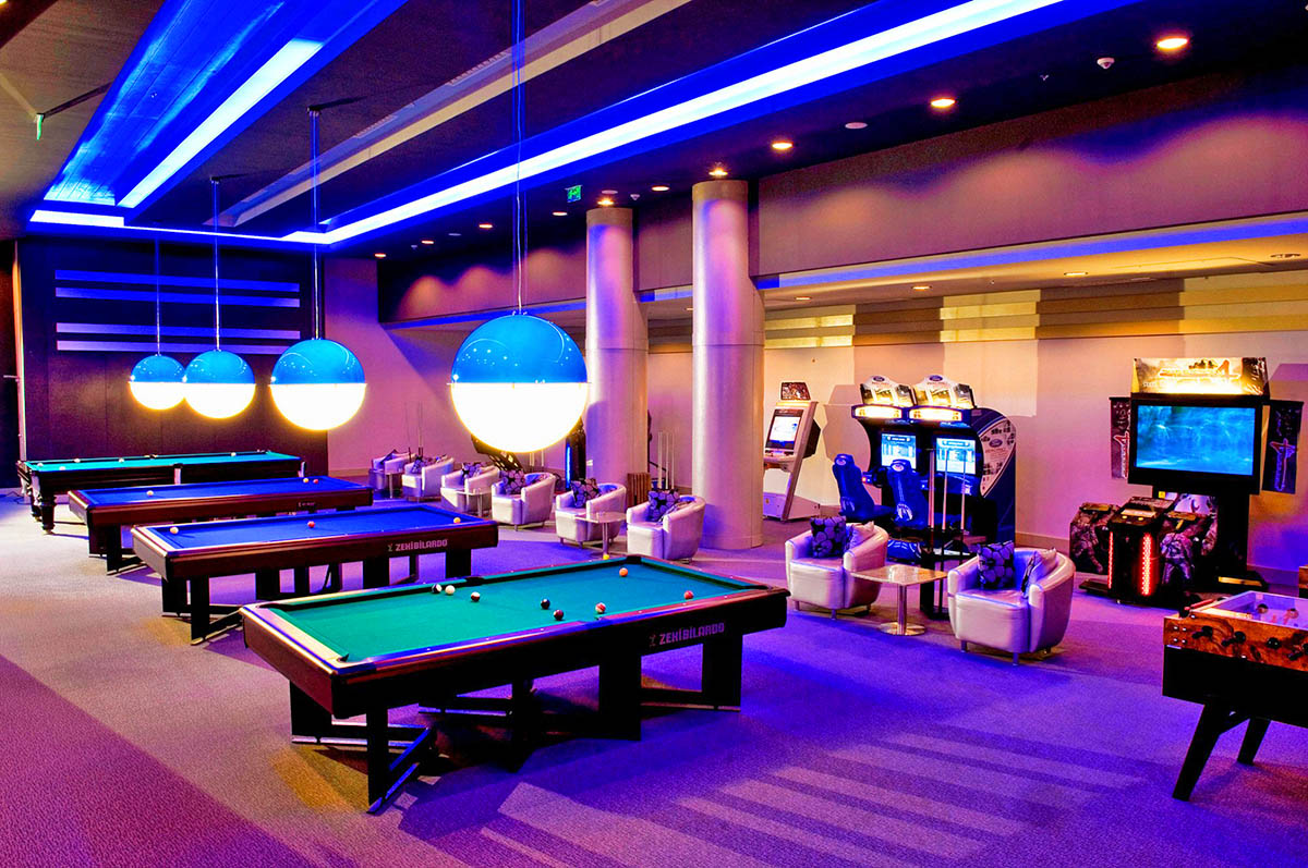 cheap resort hotels to Spend holiday with family