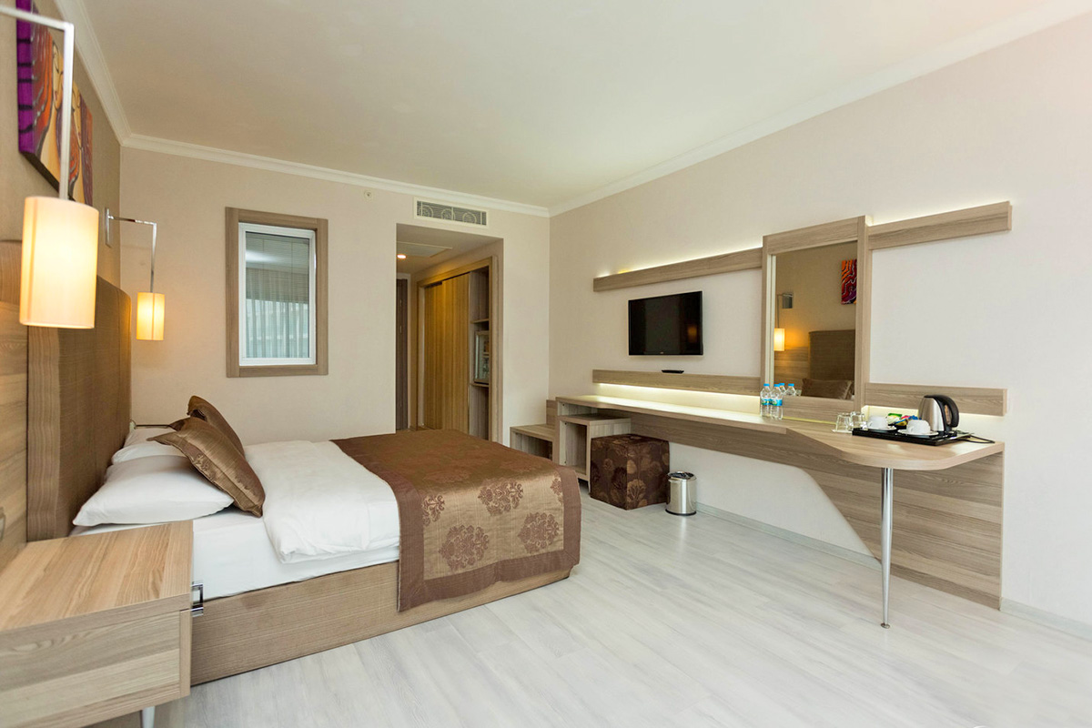 cheap resort hotels to Spend holiday with family