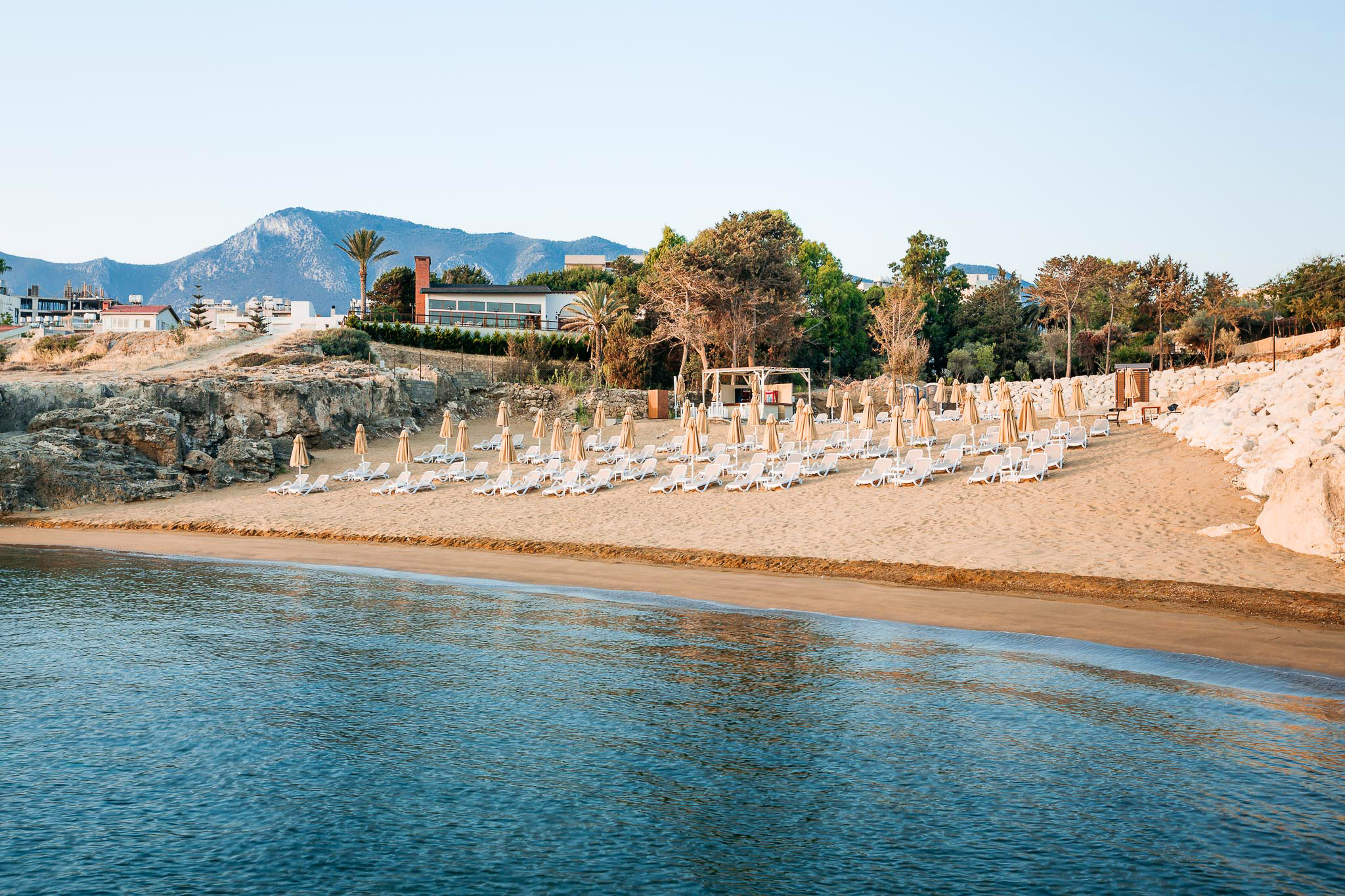 cheap resort hotels to Spend holiday with family