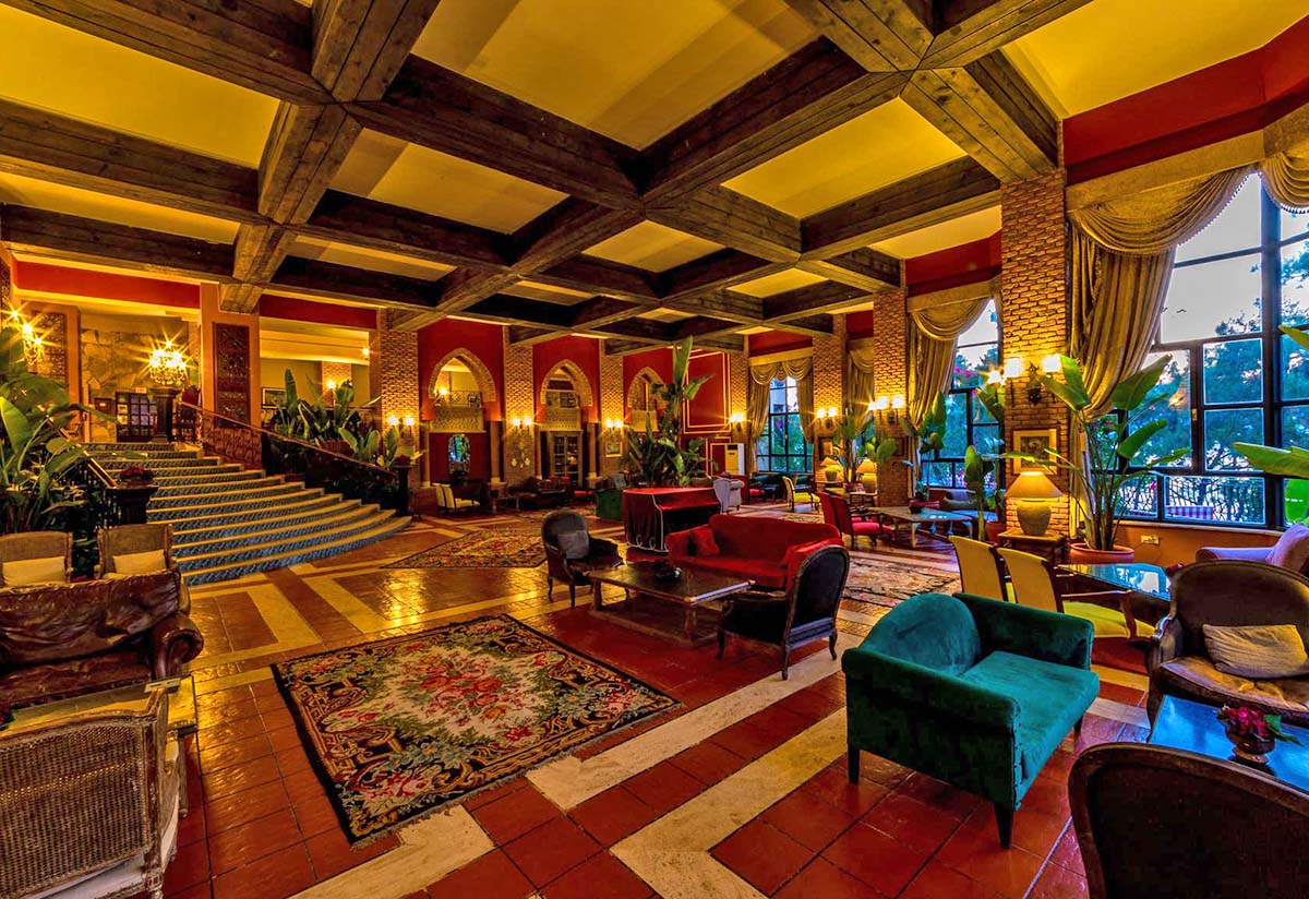 cheap resort hotels to Spend holiday with family