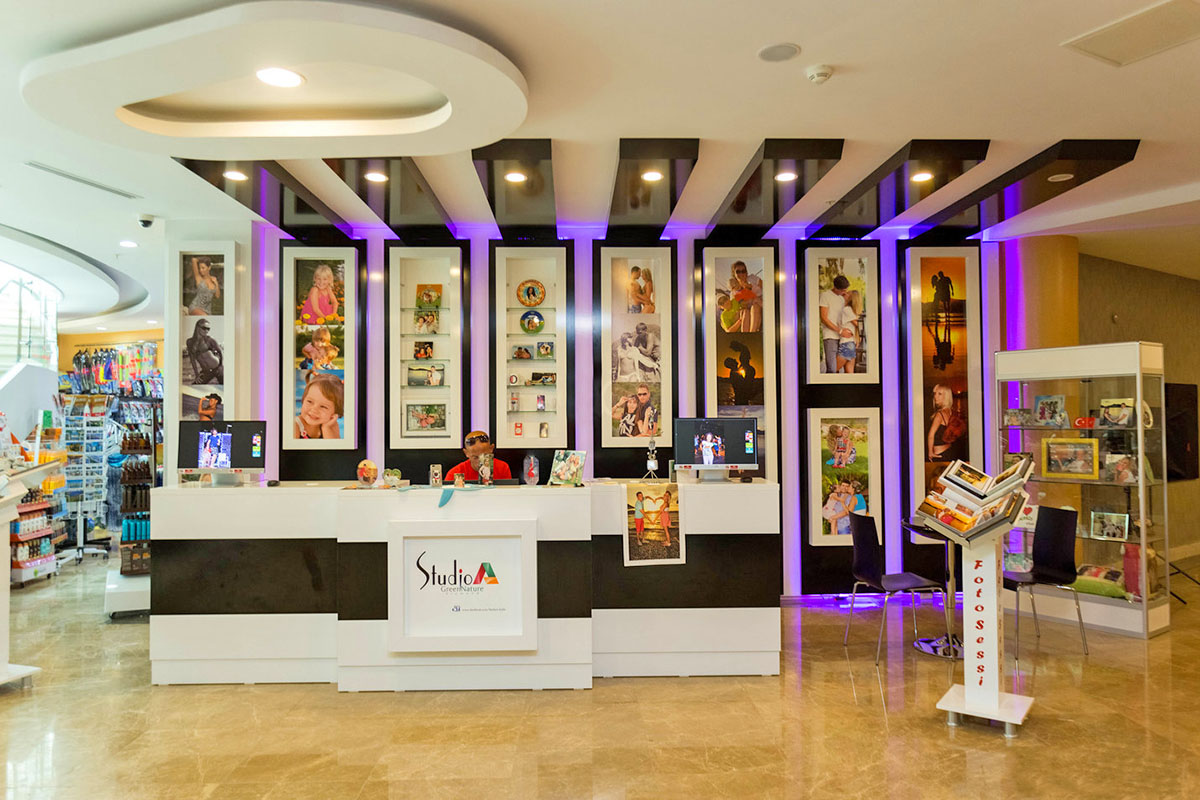 cheap resort hotels to Spend holiday with family