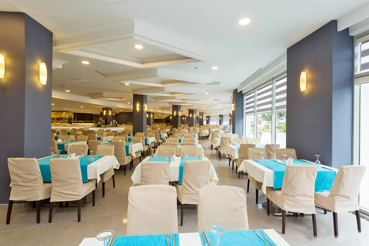 cheap resort hotels to Spend holiday with family