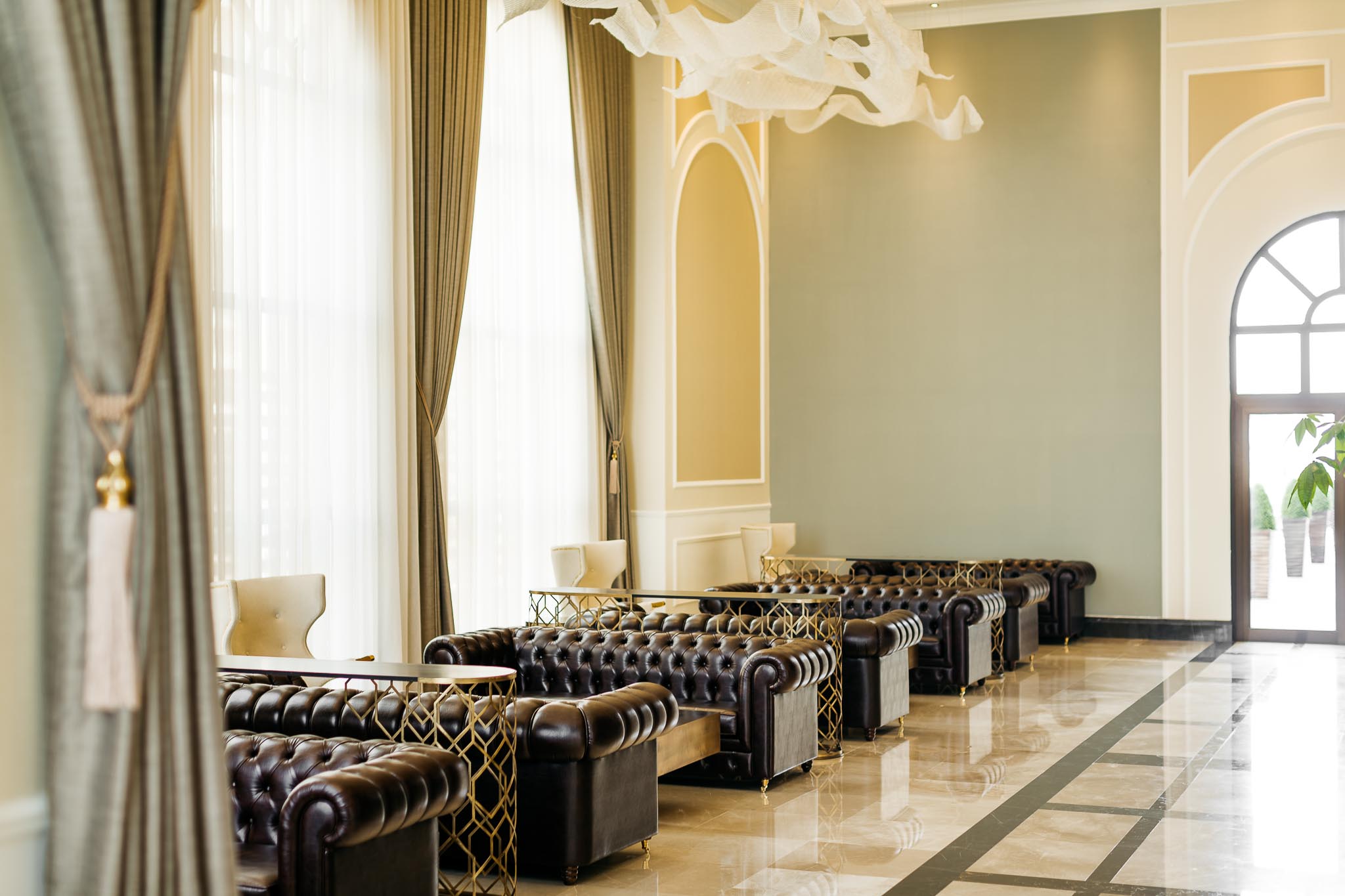 cheap resort hotels to Spend holiday with family