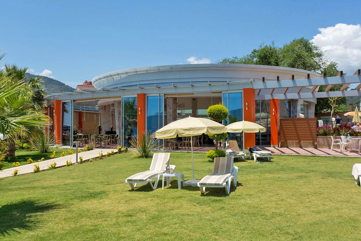 cheap resort hotels to Spend holiday with family