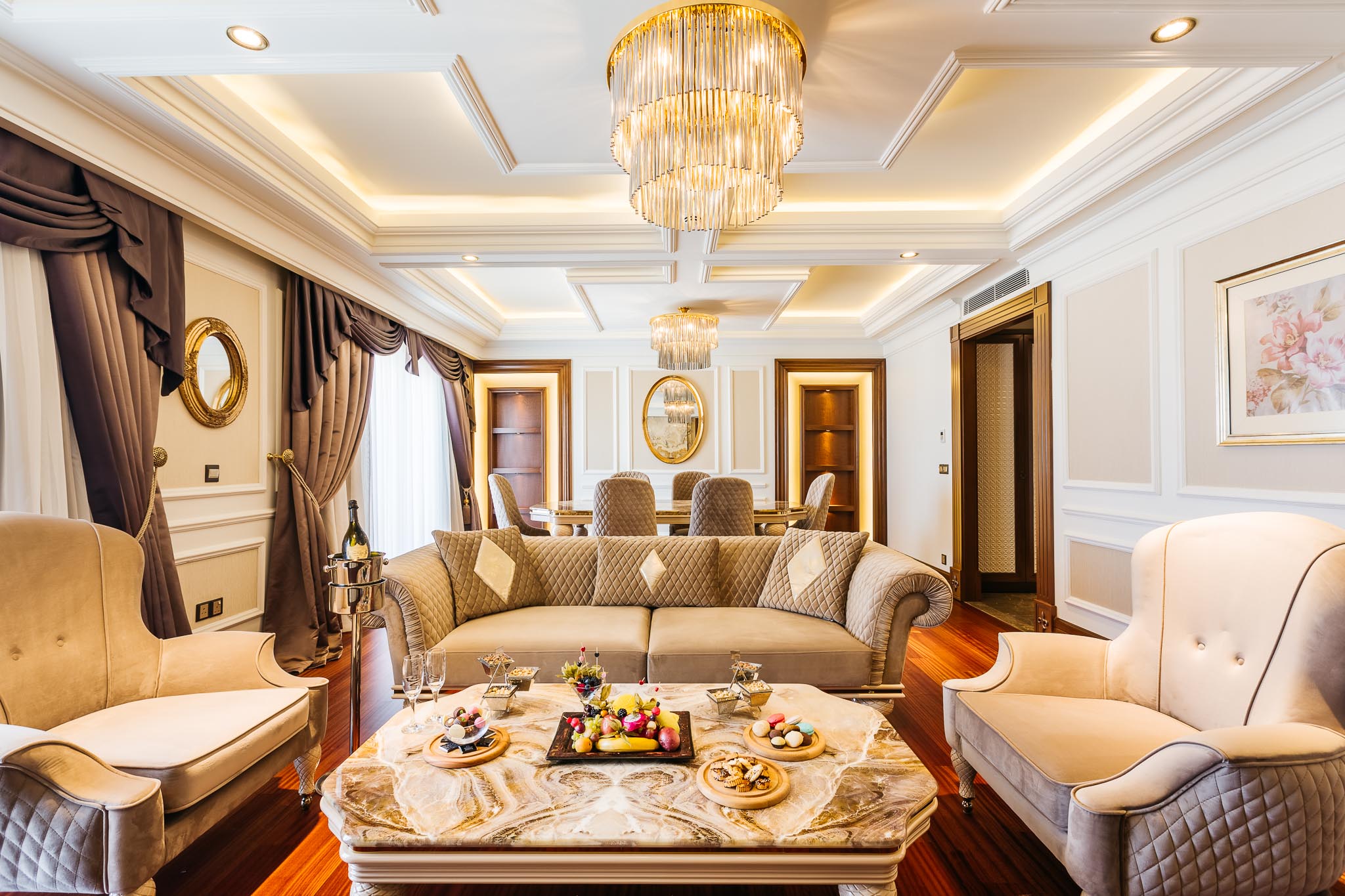 cheap resort hotels to Spend holiday with family