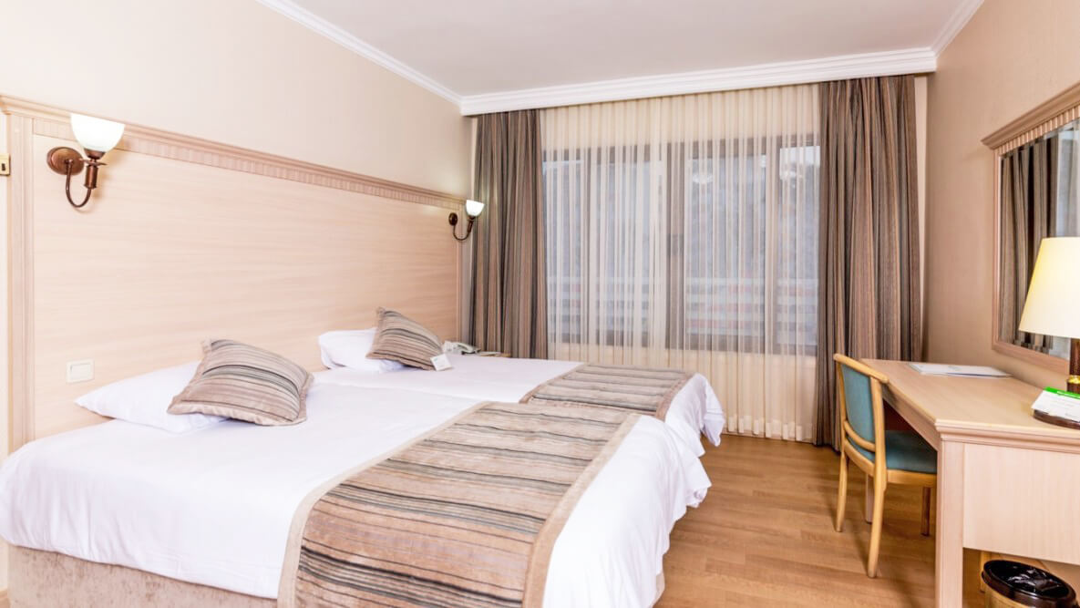 cheap resort hotels to Spend holiday with family