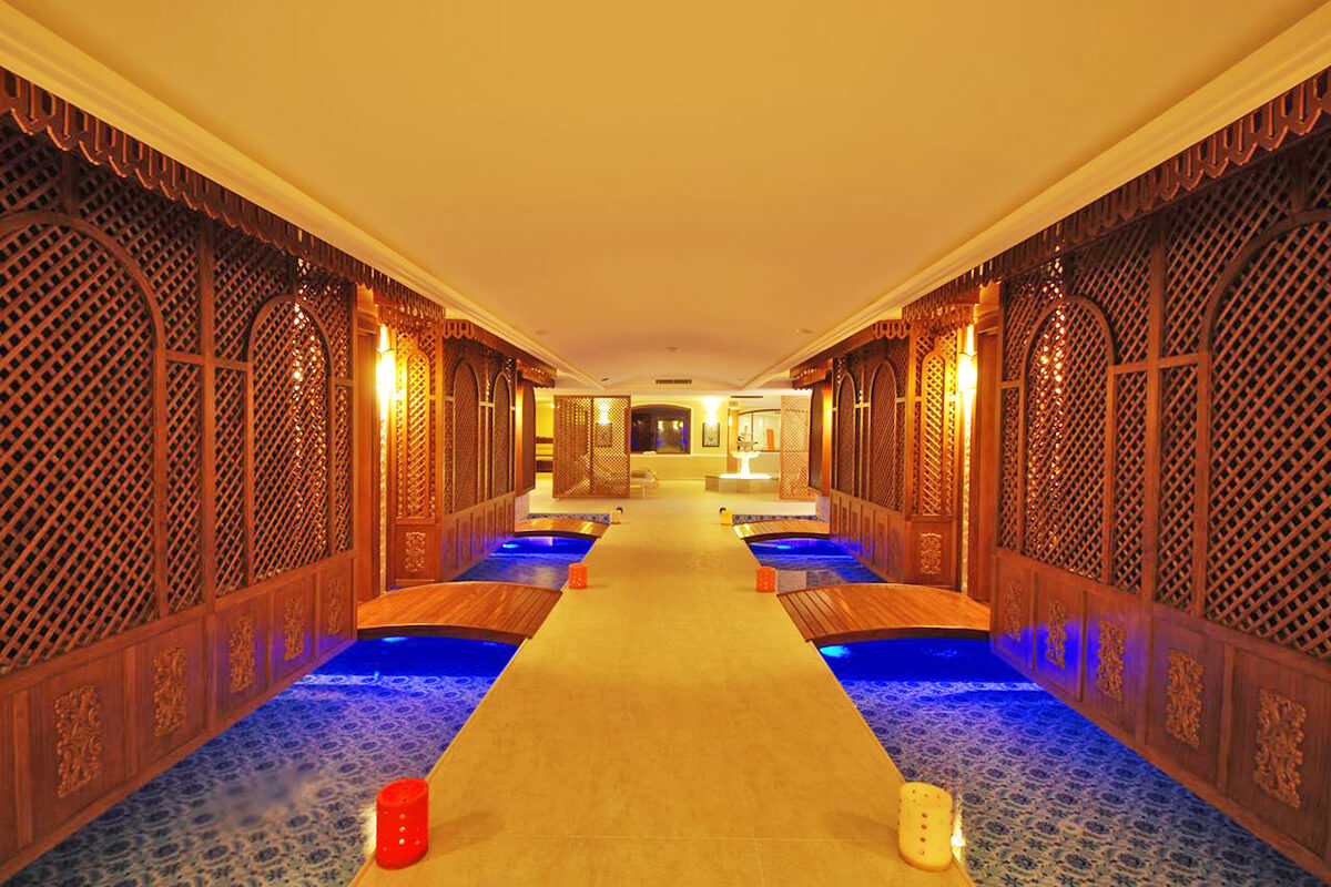 cheap resort hotels to Spend holiday with family