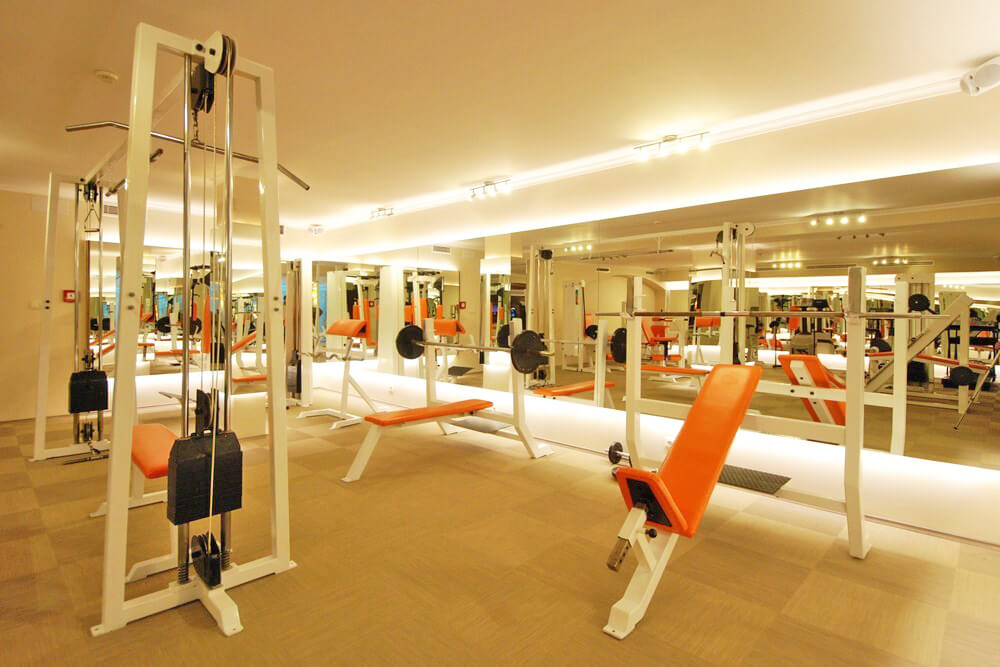 cheap resort hotels to Spend holiday with family