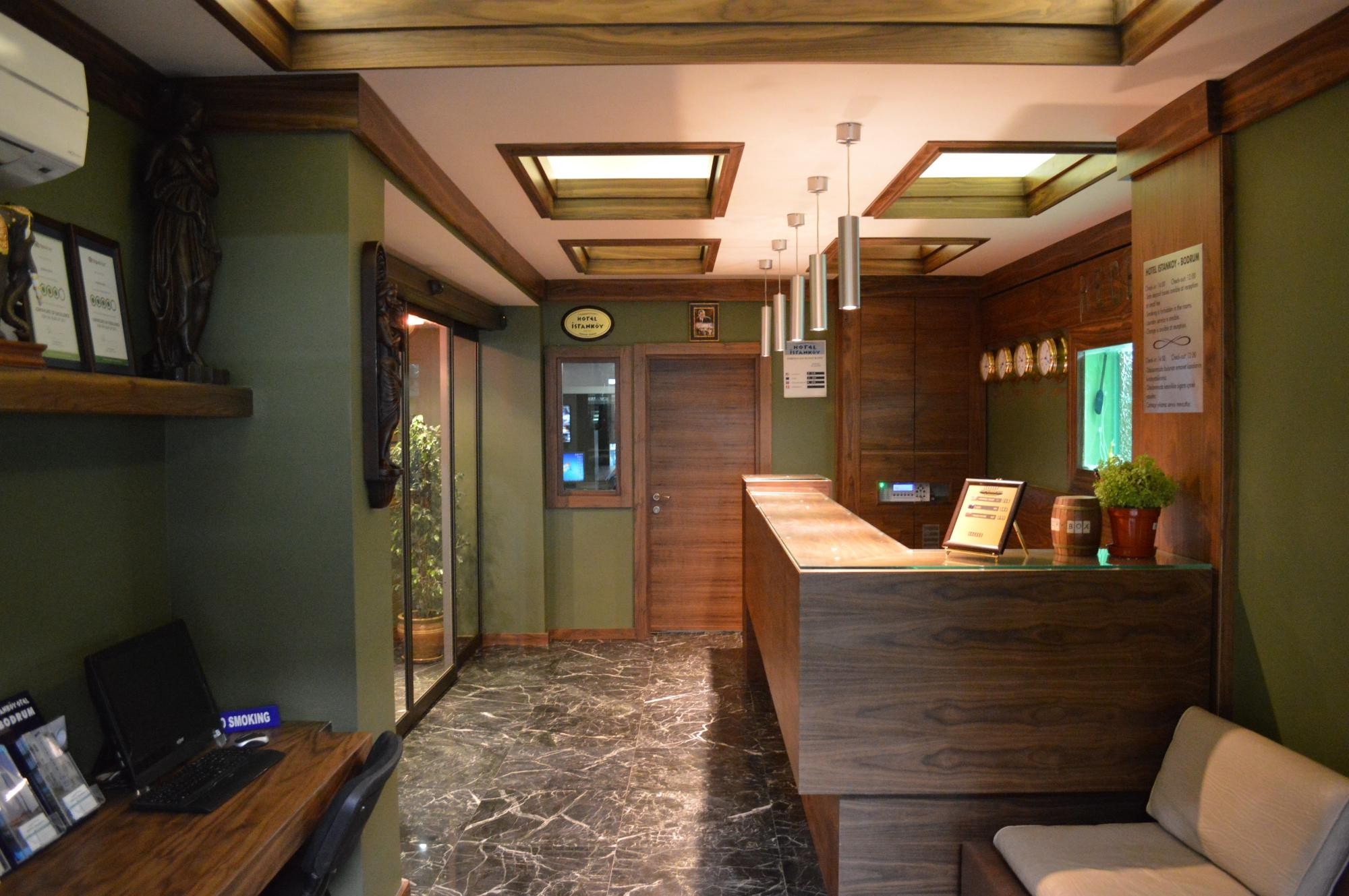 cheap resort hotels to Spend holiday with family