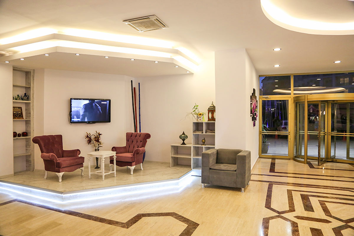 cheap resort hotels to Spend holiday with family