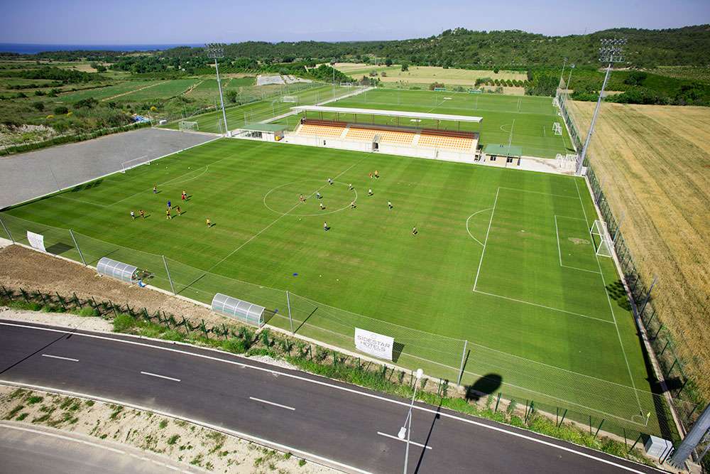 cheap resort hotels to Spend holiday with family