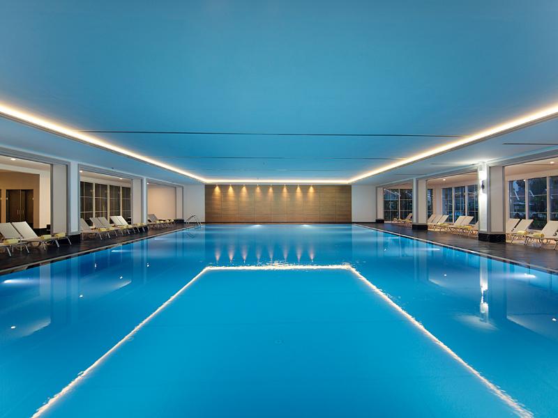 cheap resort hotels to Spend holiday with family