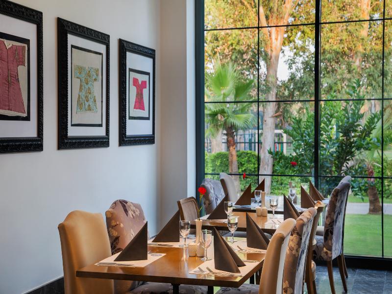 cheap resort hotels to Spend holiday with family