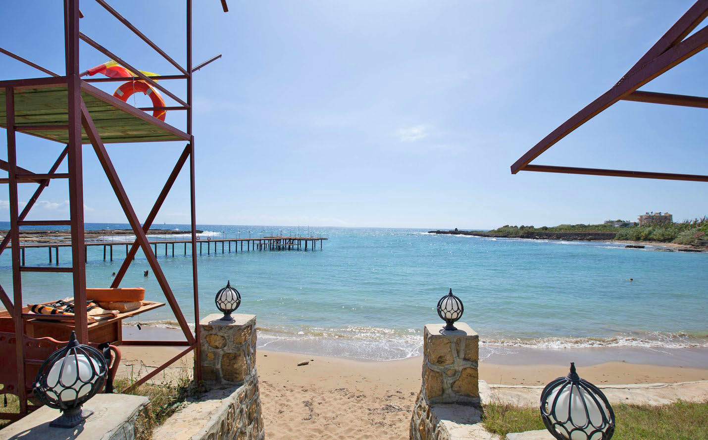 cheap resort hotels to Spend holiday with family