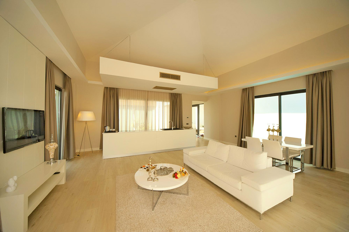 cheap resort hotels to Spend holiday with family