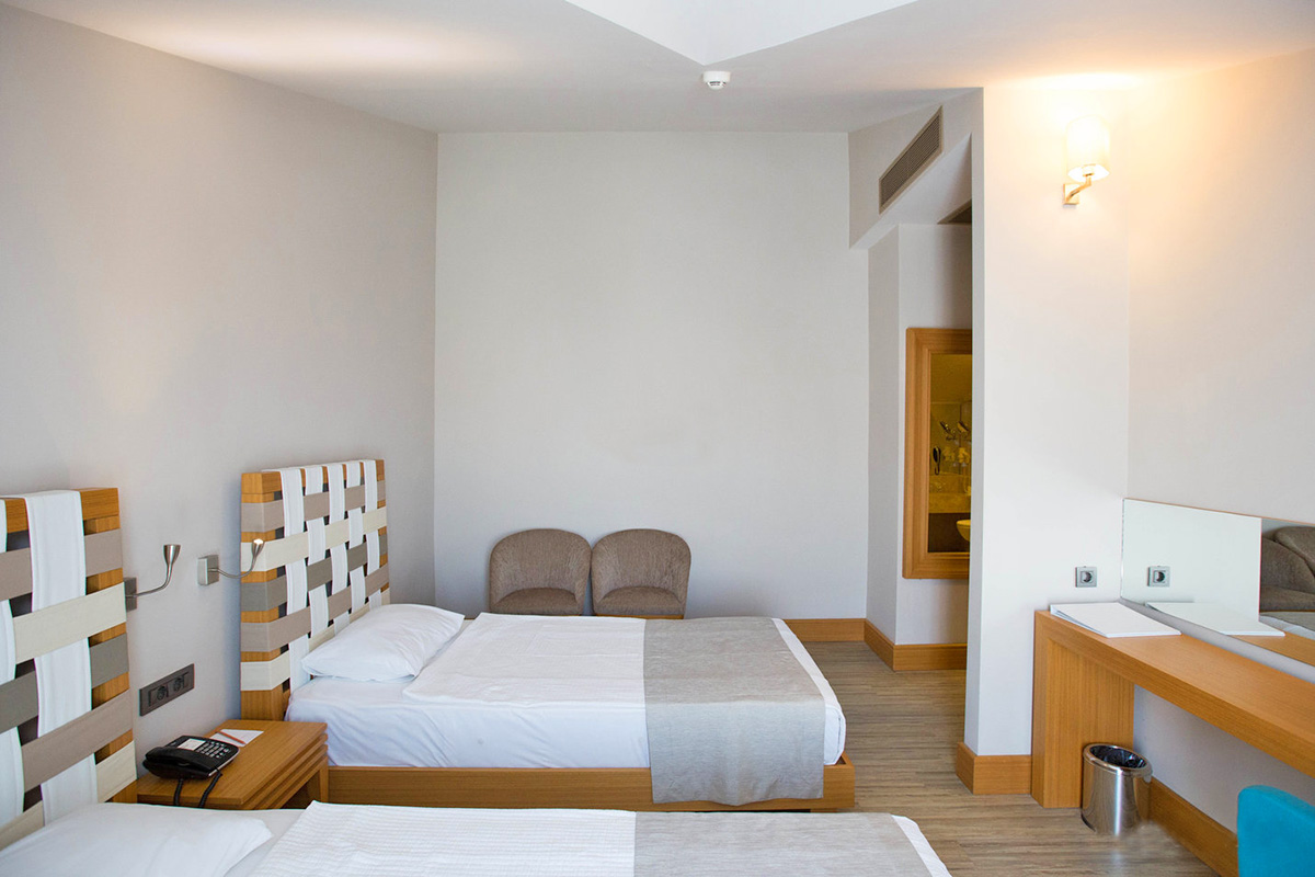 cheap resort hotels to Spend holiday with family