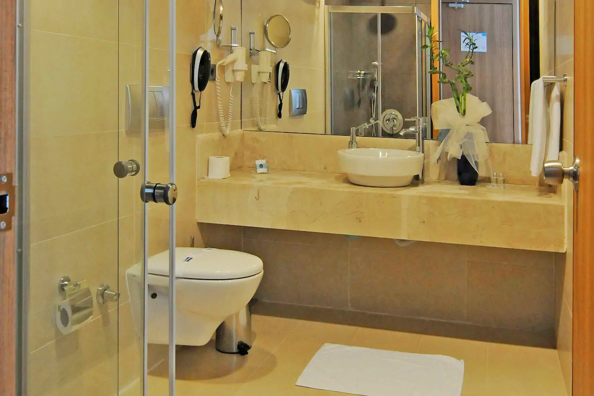 cheap resort hotels to Spend holiday with family