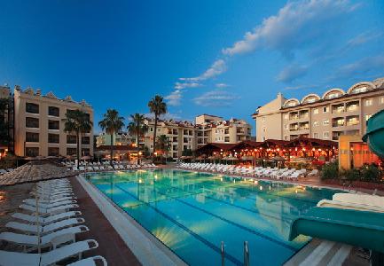 cheap resort hotels to Spend holiday with family