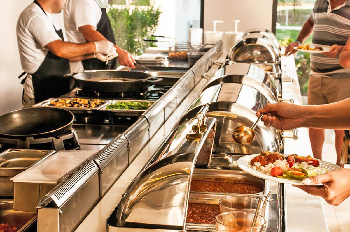 cheap resort hotels to Spend holiday with family