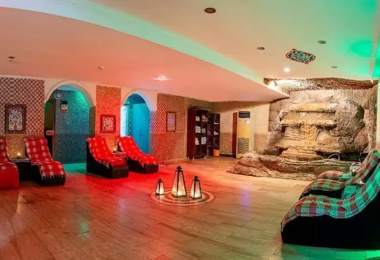 cheap resort hotels to Spend holiday with family