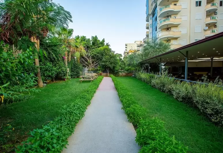 cheap resort hotels to Spend holiday with family