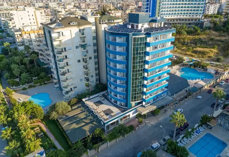 cheap resort hotels to Spend holiday with family