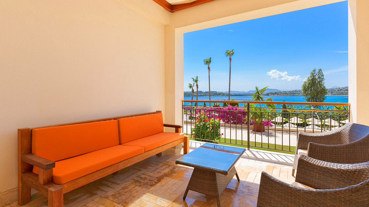 cheap resort hotels to Spend holiday with family