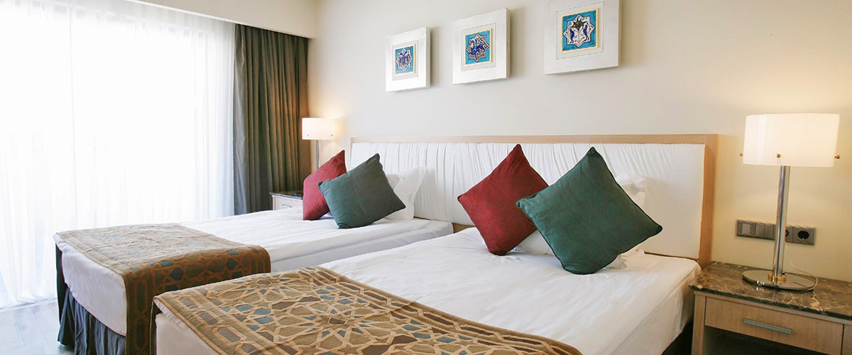 cheap resort hotels to Spend holiday with family