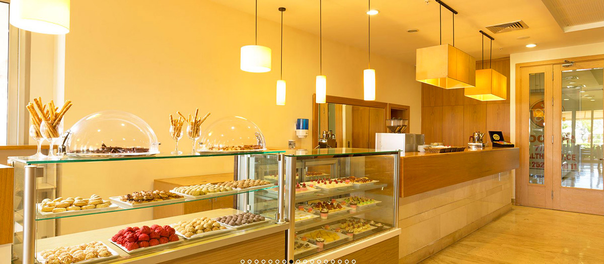 cheap resort hotels to Spend holiday with family