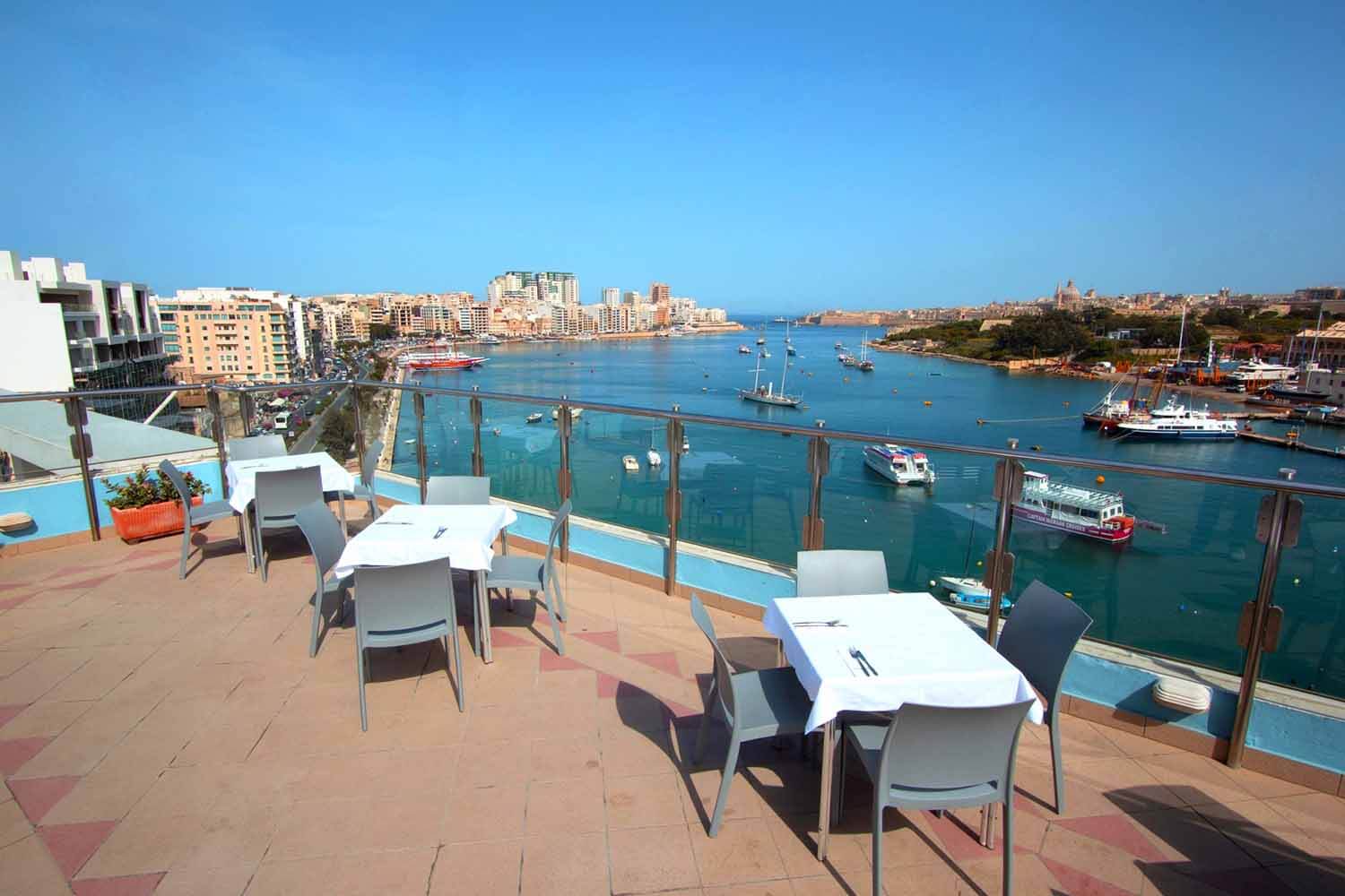 cheap resort hotels to Spend holiday with family