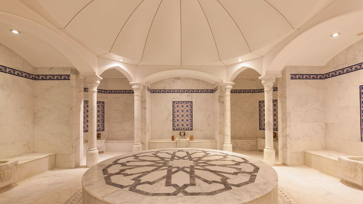 cheap resort hotels to Spend holiday with family