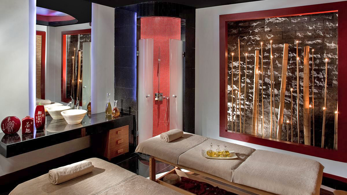 cheap resort hotels to Spend holiday with family