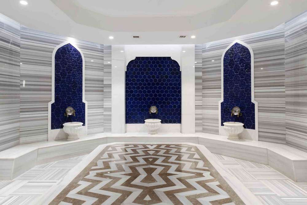 cheap resort hotels to Spend holiday with family