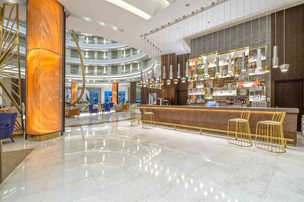 cheap resort hotels to Spend holiday with family