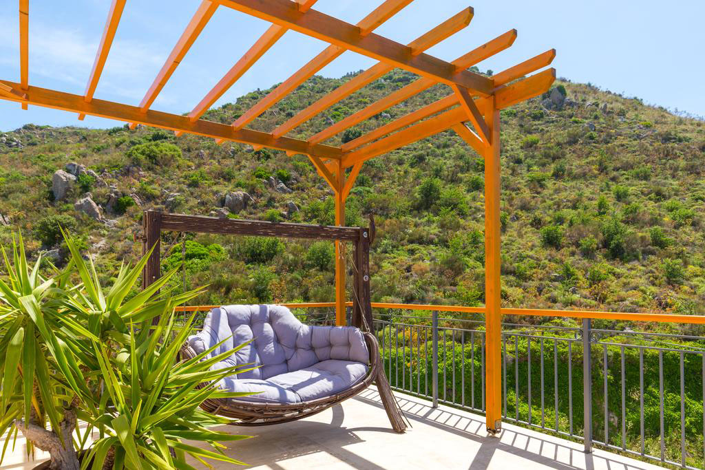 cheap resort hotels to Spend holiday with family