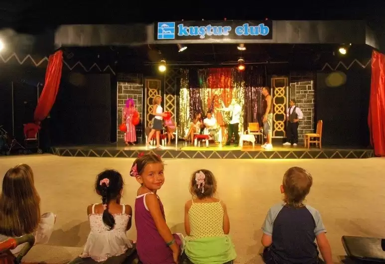 cheap resort hotels to Spend holiday with family