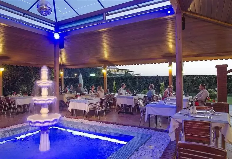 cheap resort hotels to Spend holiday with family