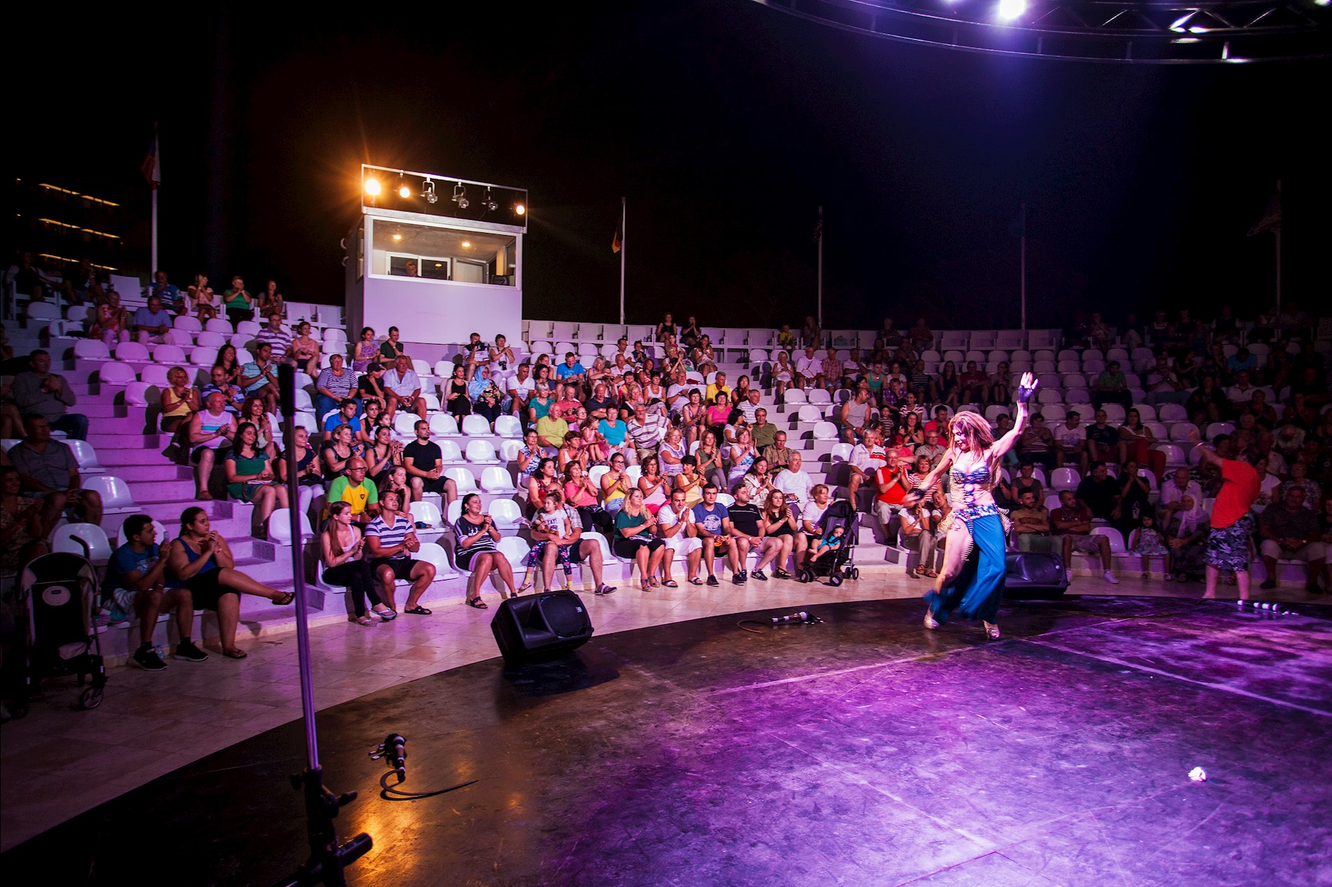 cheap resort hotels to Spend holiday with family