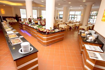 cheap resort hotels to Spend holiday with family