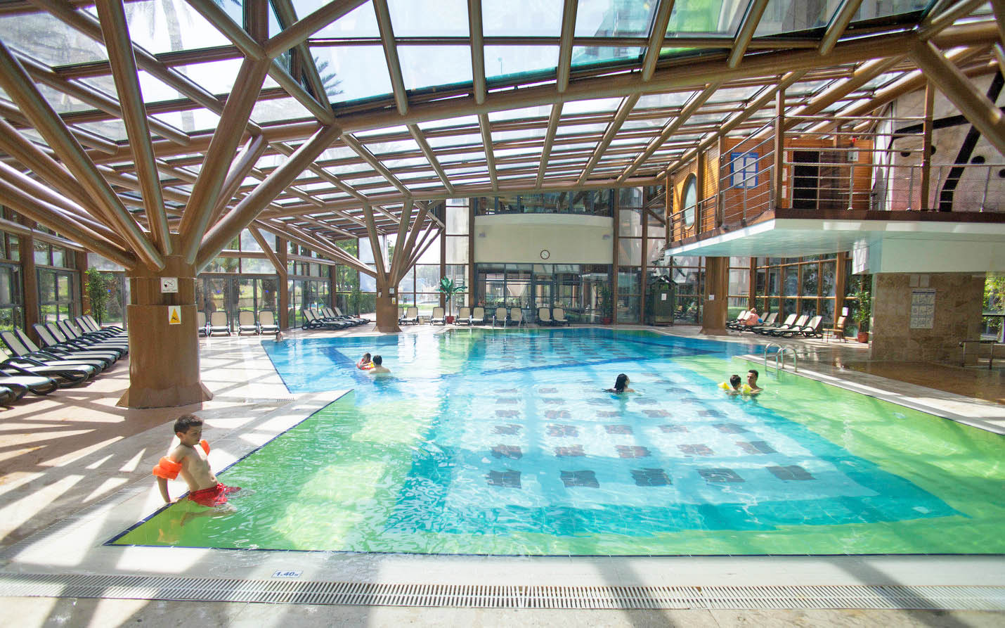 cheap resort hotels to Spend holiday with family