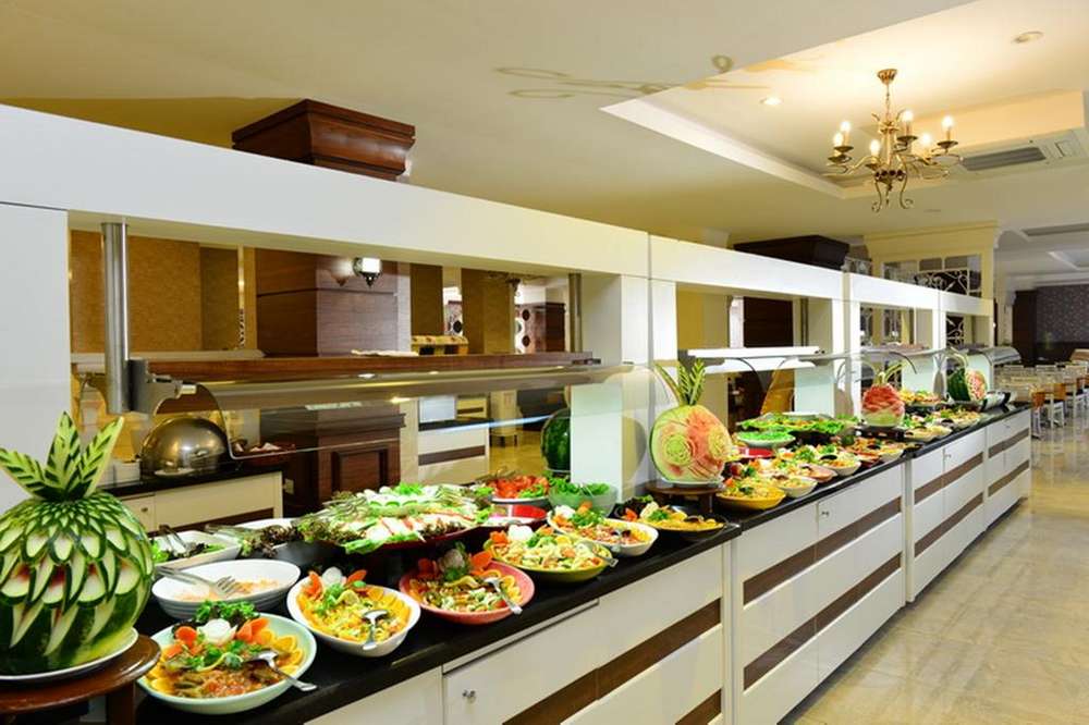 cheap resort hotels to Spend holiday with family