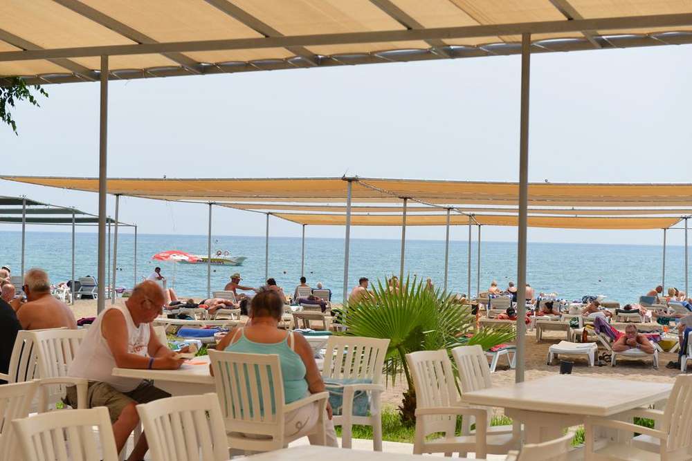 cheap resort hotels to Spend holiday with family