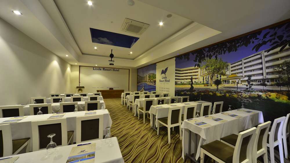 cheap resort hotels to Spend holiday with family