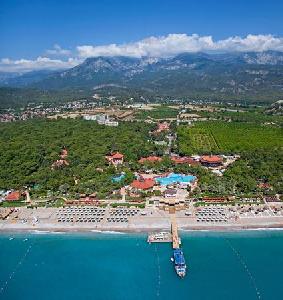 cheap resort hotels to Spend holiday with family