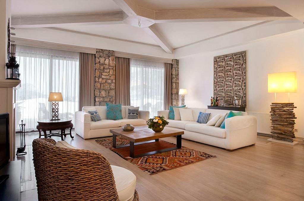 cheap resort hotels to Spend holiday with family