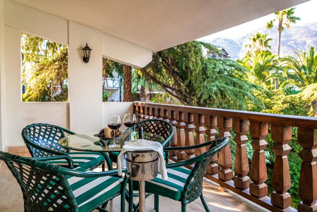 cheap resort hotels to Spend holiday with family