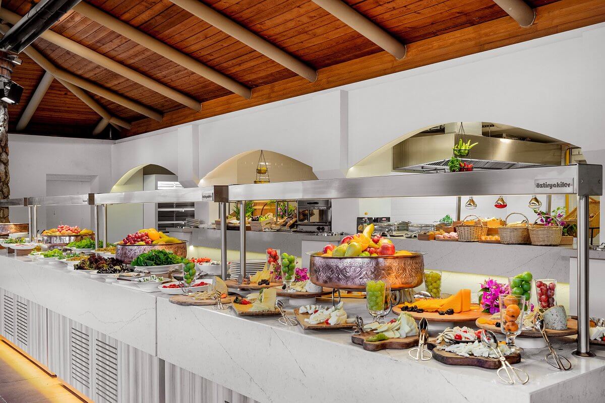 cheap resort hotels to Spend holiday with family