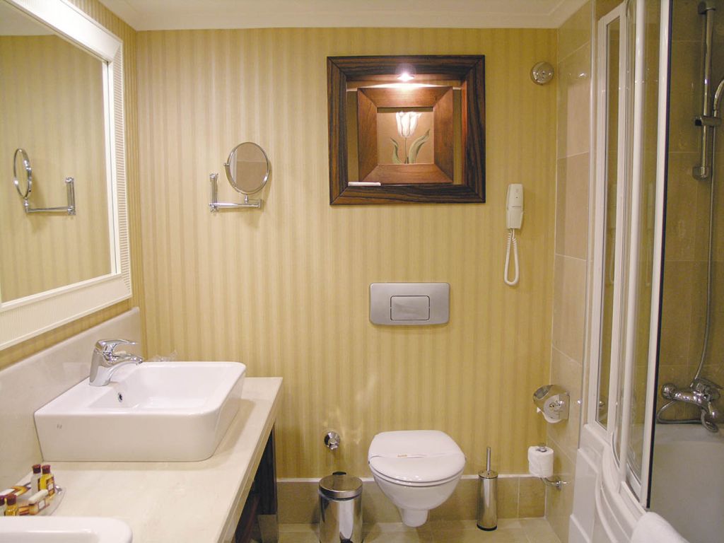 cheap resort hotels to Spend holiday with family