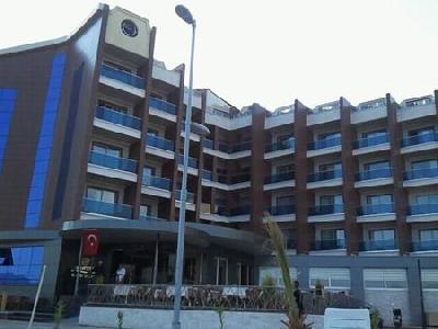 cheap resort hotels to Spend holiday with family