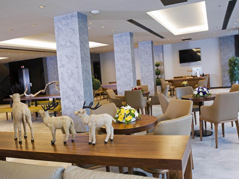 cheap resort hotels to Spend holiday with family